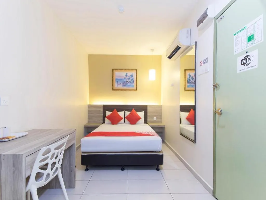 **  Hotel Suria Malaqa Malacca Malaysia
