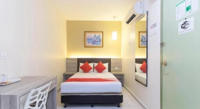 **  Hotel Suria Malaqa Malacca Malaysia