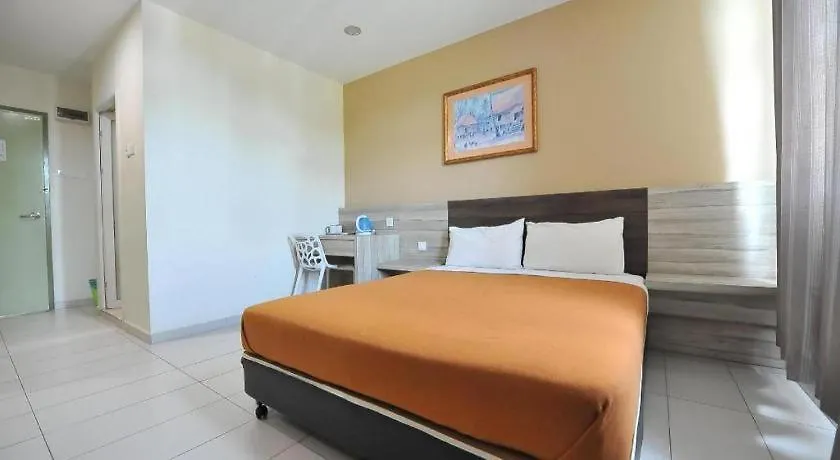 Hotel Suria Malaqa Malacca 2*,